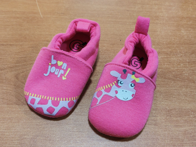 Chaussons girafe en 3/6 mois