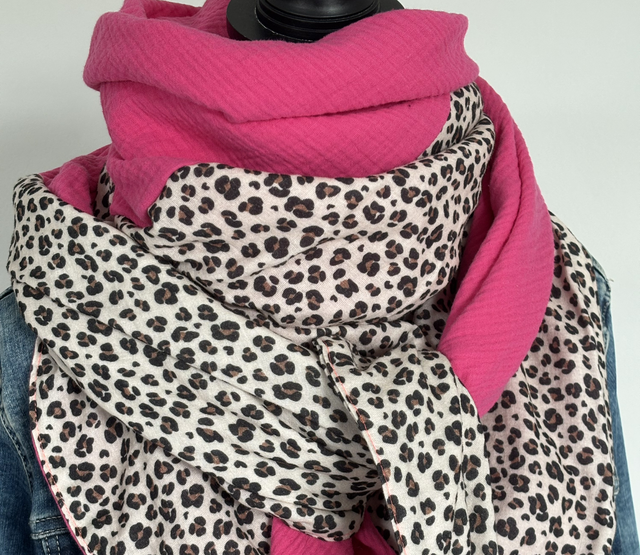 Foulard triangle — Léopard beige &amp; rose