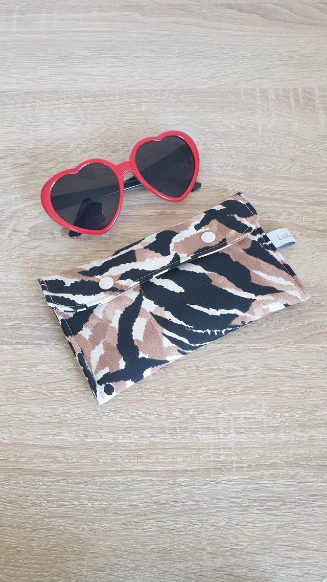 Etui à lunettes ou à téléphone sauvage 