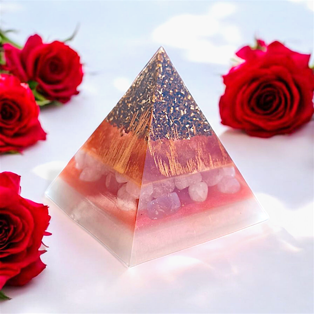 Pyramide orgonite ALTARA - Quartz rose