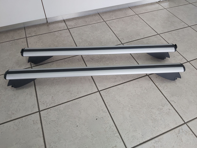 JEU DE 2 BARRES DE TOIT TRANSVERSALES ALUMINIUM POUR VEHICULE AVEC BARRES LONGITUDINALES