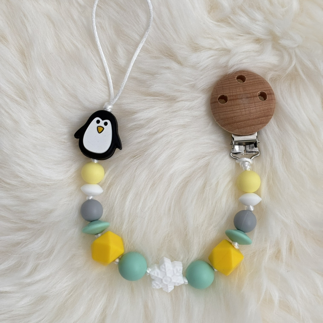 Hochet + Attache tétine Pingouin