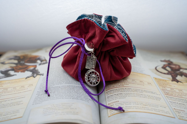 Long may he reigns - Molly inspired dice bag