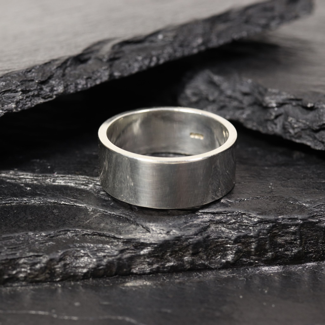 Simple Minimalist Flat Style Wedding Band Sterling Silver 925 8mm Width 1.6mm Medium Depth Design Ring Size T - 9 5/8