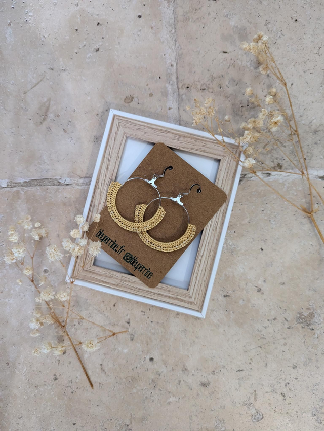 Créoles jaune métallisé 