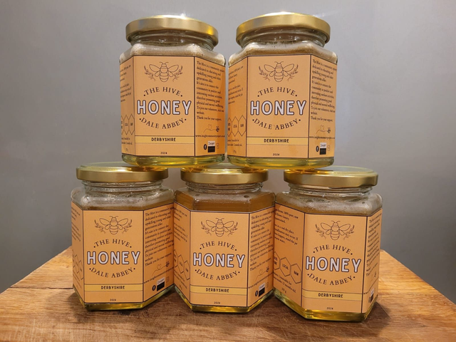 The Hive raw, pure honey 325g