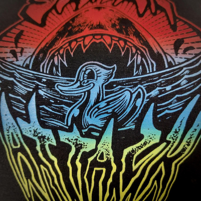 T-Shirt Cropped "Sharkattack! Red Sunset"