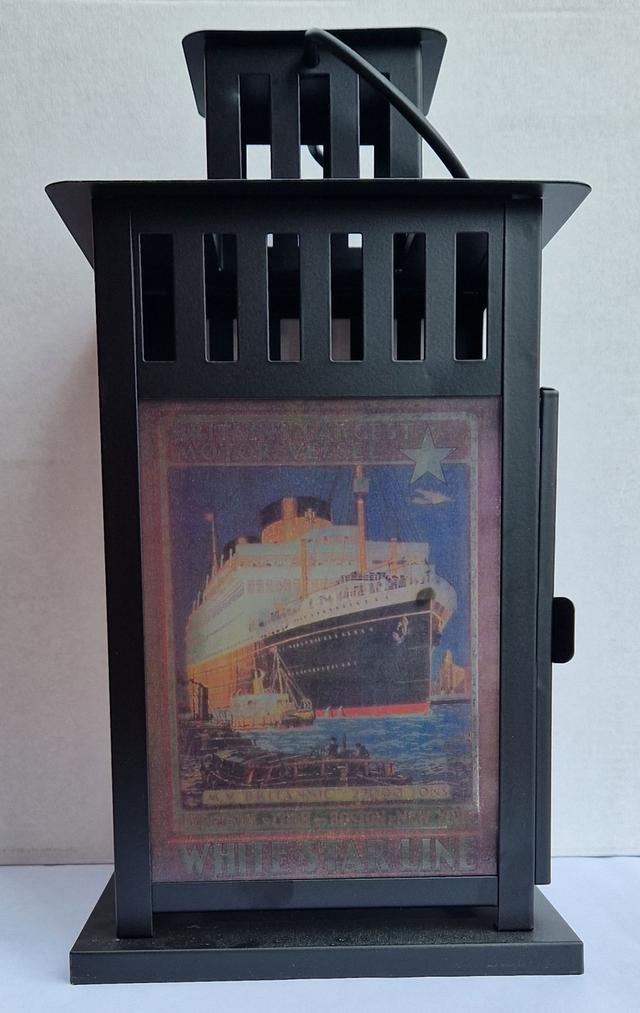 Titanic lantern