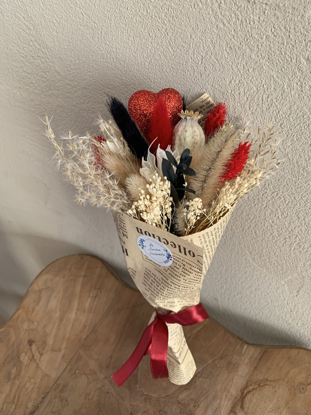 Bouquet de fleurs séchées St-Valentin