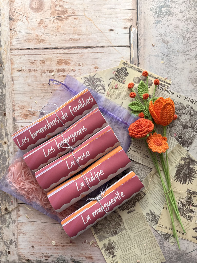 Kit bouquet personnalisable – tulipe, rose et marguerite au crochet