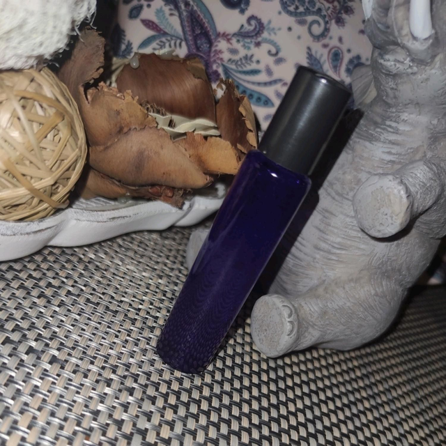 Roll-on contour des yeux 