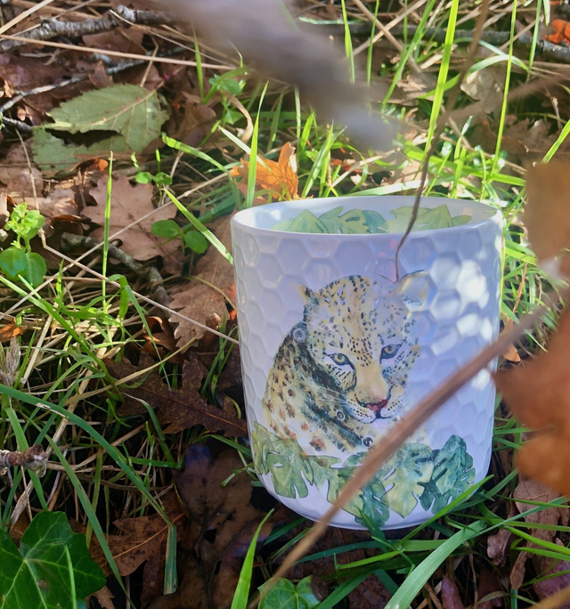 Leopard upcycled ceramics