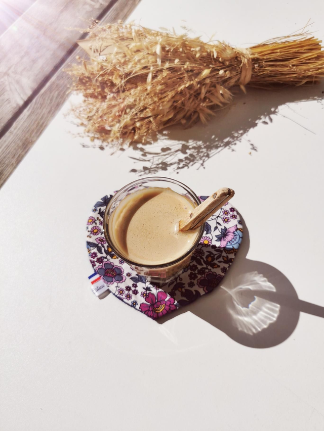 Sous tasse fleuris