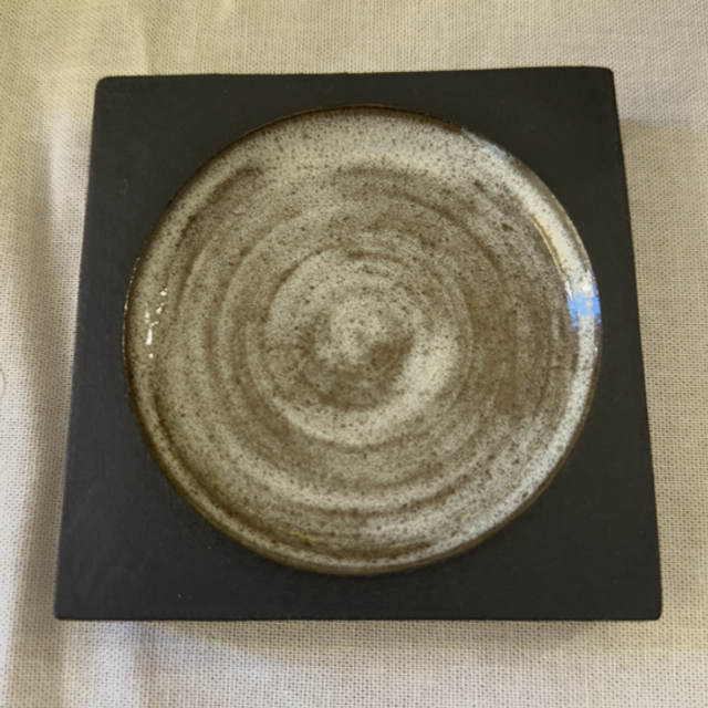 Assiette à dessert carrée 01