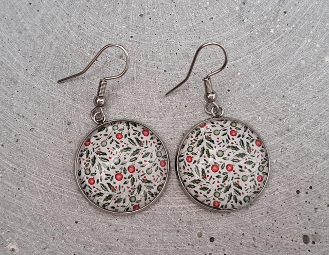 C - Jouluinen oksa -korvakorut 