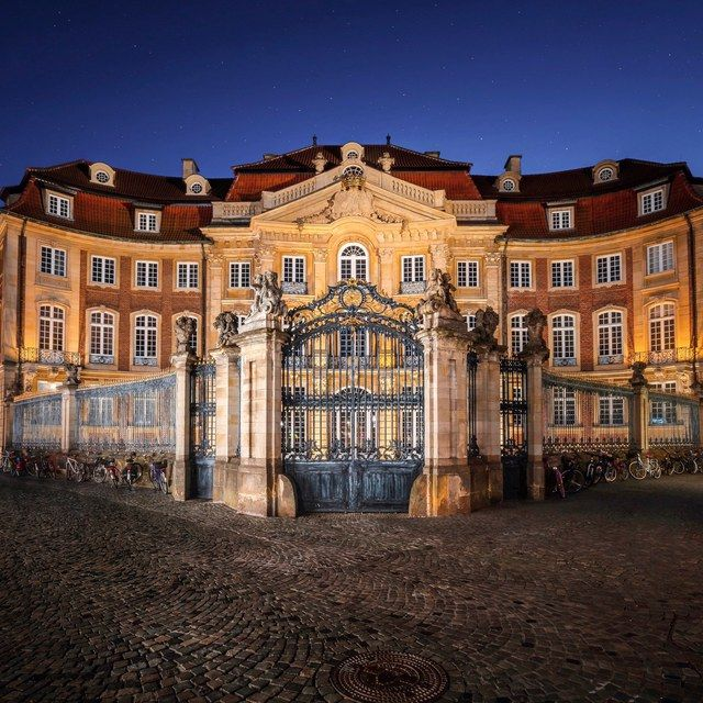 Erbdrostenhof bei Nacht