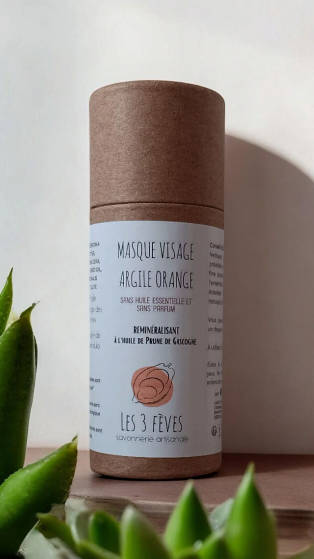 MASQUE SOLIDE À L'ARGILE ORANGE