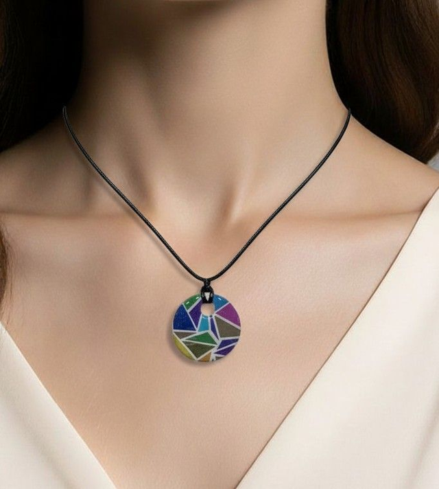 Pendentif rond graphique 