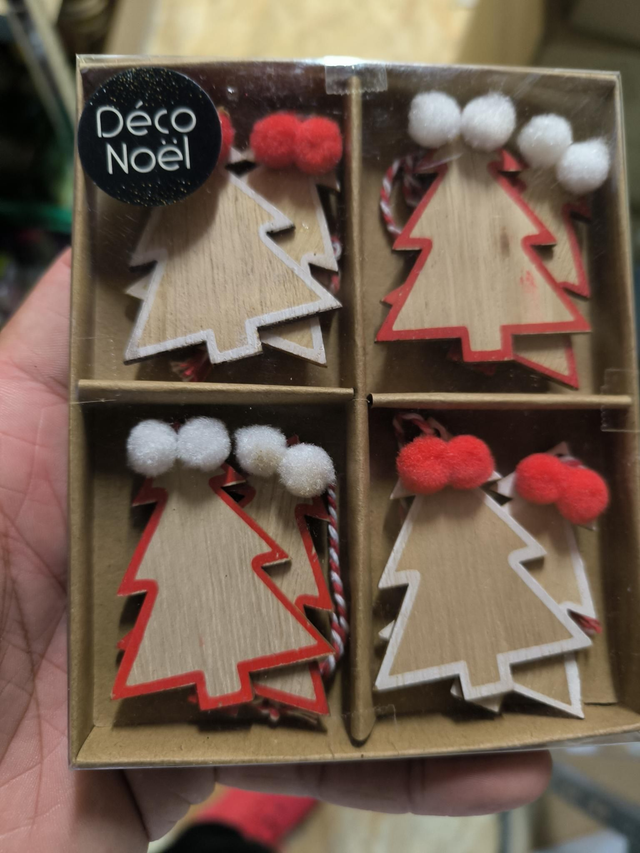 DECORATION NOEL BOIS 8 PIÈCES 