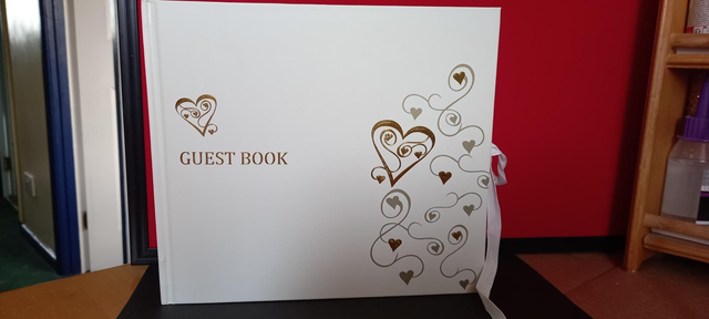 Wedding Guest Book (ivory &amp; gold hearts) 