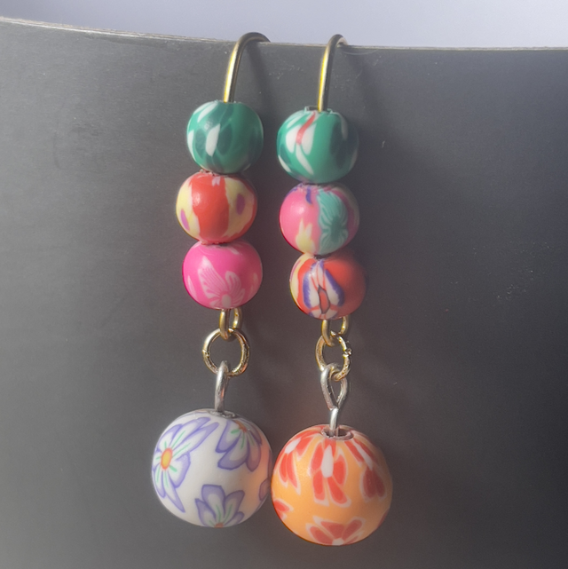BO6 - Boucles d’oreilles perles silicone