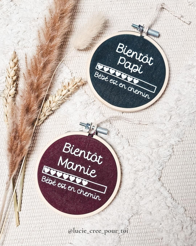 Mini-couronne pour annonce spéciale