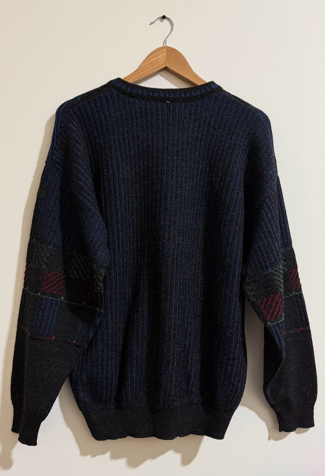 Geometric Knit Sweater – Black & Multicolour – Size M
