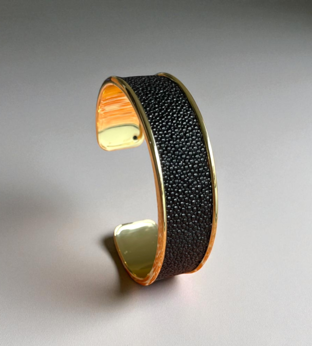 Manchette Noir intense 