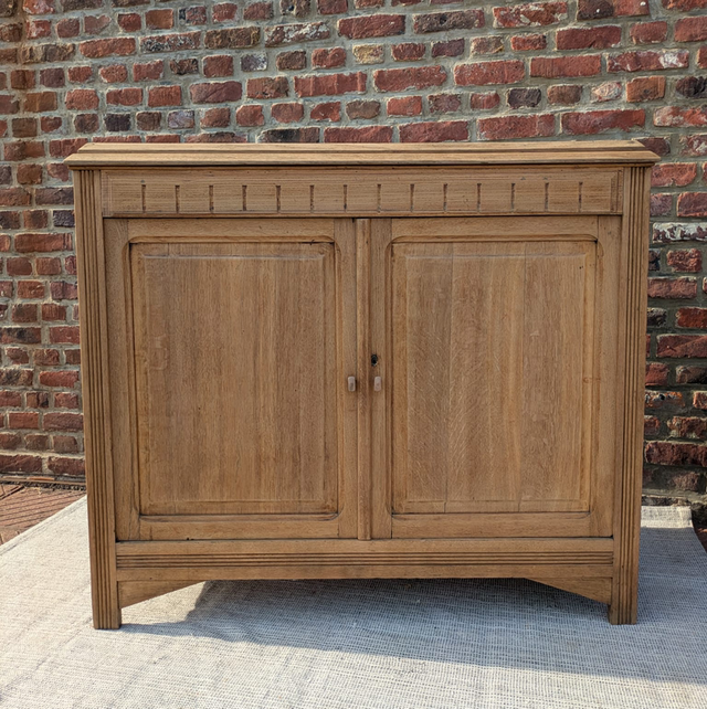 Buffet en chêne