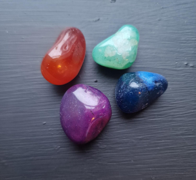 Agate (dyed)