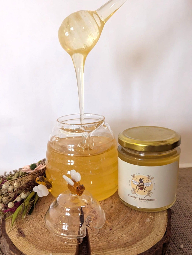 Glass Honeycomb Honey Storage Jar with Dipper & Bees