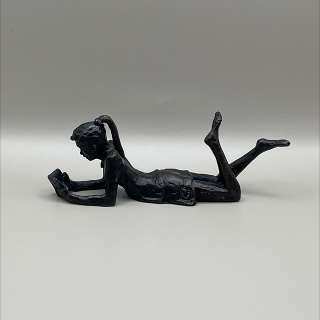 Nelson &amp; Forbes Bronze – “Girl Reading” by Johnathon Sander – Limited Edition 112 / 250