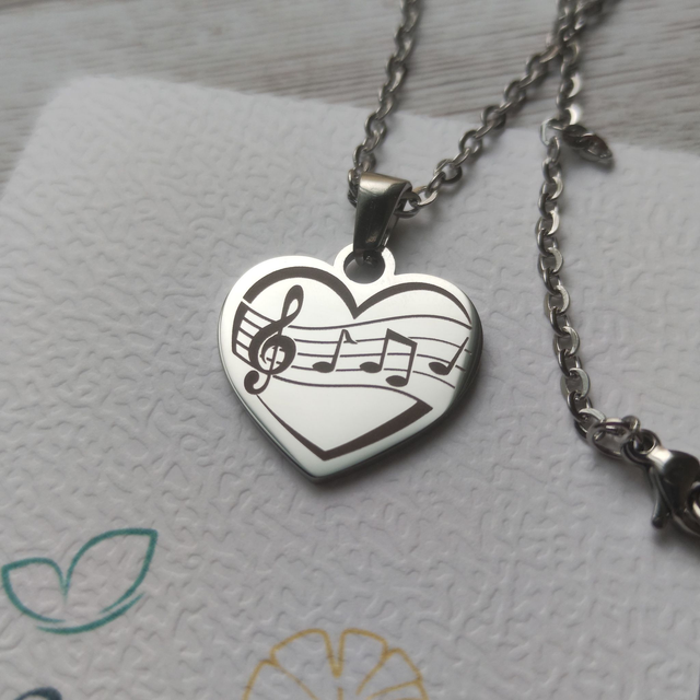 Cœur Miroir Mélodie : Le Bijou Qui Fait Vibrer Votre Âme