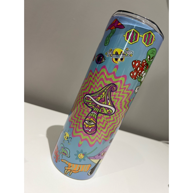 Trippy tumbler