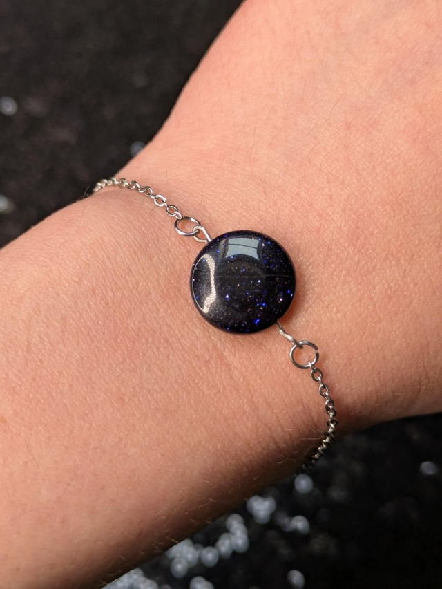 Bracelet pierre de soleil bleu 