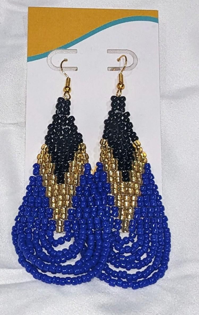 Beaded earrings (black, gold, blue)