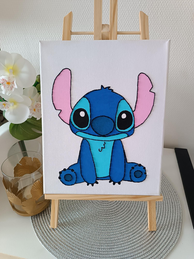 Toile brodée personnage dessin animé 