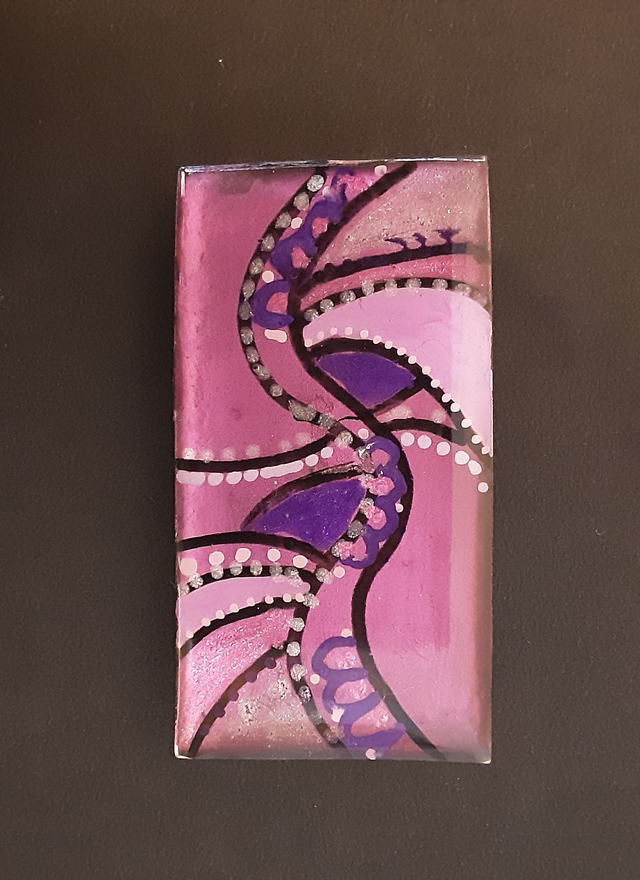 Broche rectangle moyen collection Elégance fond camaïeu de raisin