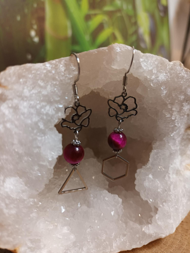 Boucles d’oreilles en œil de tigre teinté