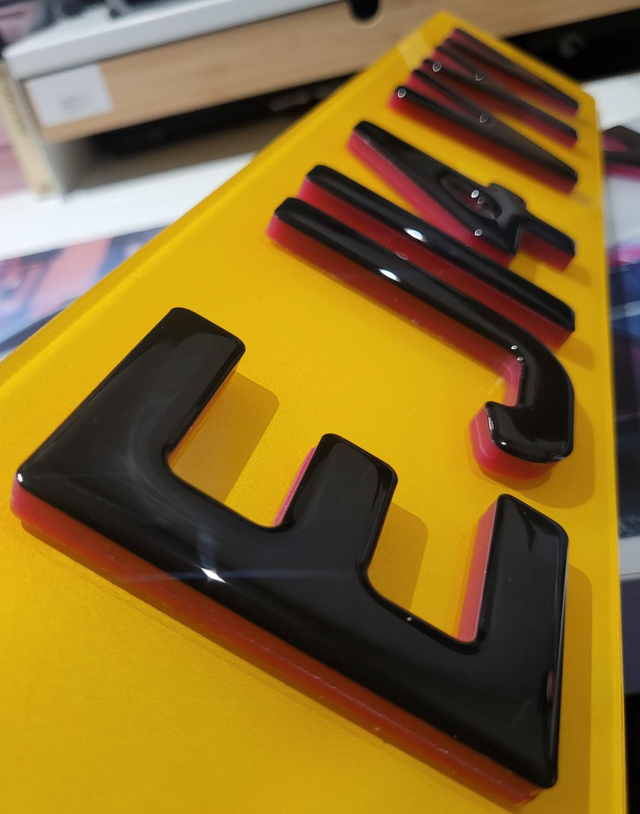 6mm Pink 4D with Black Gel