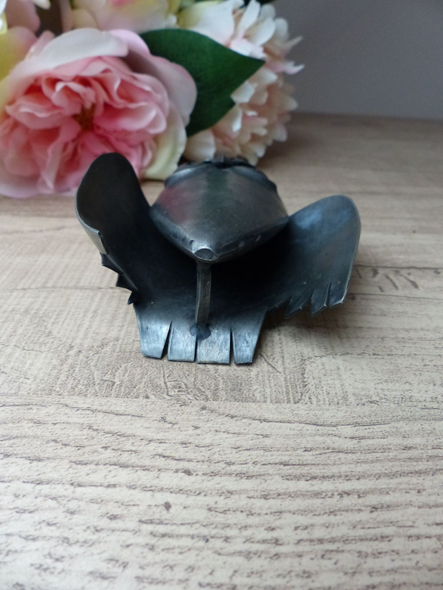 Statuette Chouette Fantôme en Étain Véritable – Figurine Sculptée à la Main Michel Laude, Miniature de Collection Unique, Cadeau Décoration