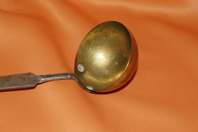 Messingschöpfer mittel