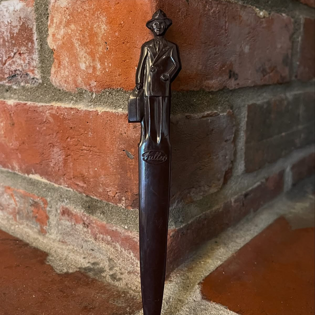 1930’s/ 40’s “Spiv” Brown Bakelite Letter Opener