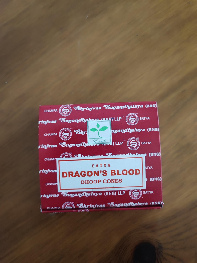 Cones encens sang de dragon 