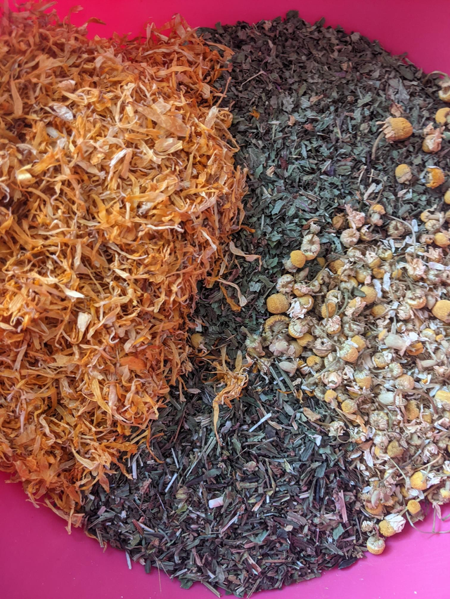 Happy Tummy tea (Eco-Friendly glass jar, 20 servings)