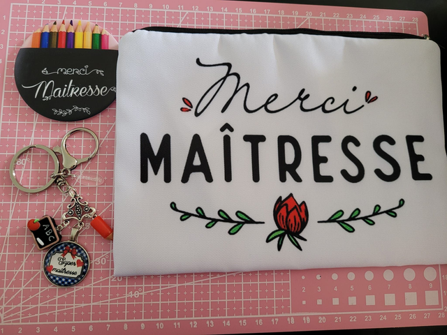 Trio Accroche-clés argenté Super Maîtresse bleu Merci , Miroir &amp; pochette 