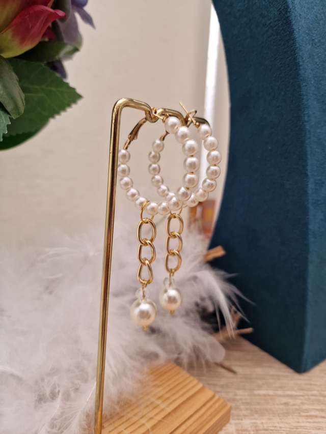 Boucles D'oreilles Fantaisie Créoles Pendantes Dorées Perles Blanches