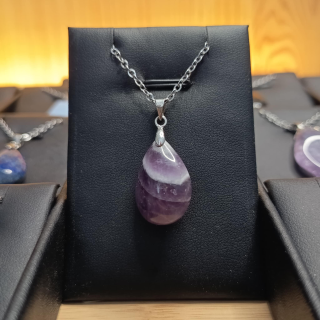 Améthyste à chevron