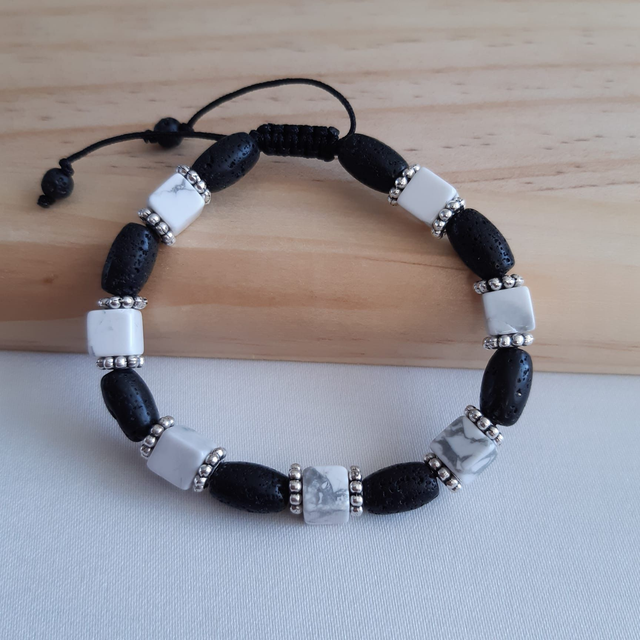 Jongens armband Howliet en Lavasteen (3.008)