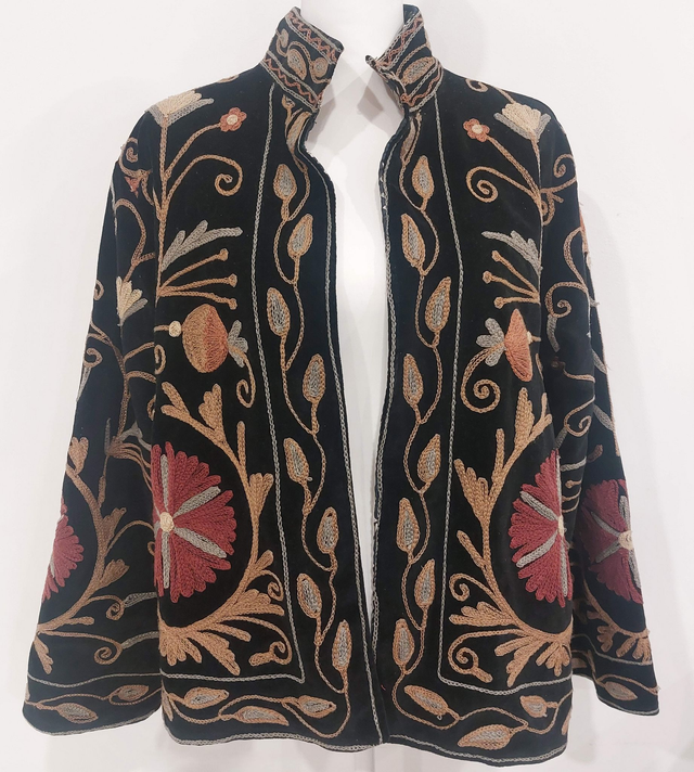 Veste reversible en velours noir - Brodée Suzani -   Doublure à motif floral - Confectionnée à la main